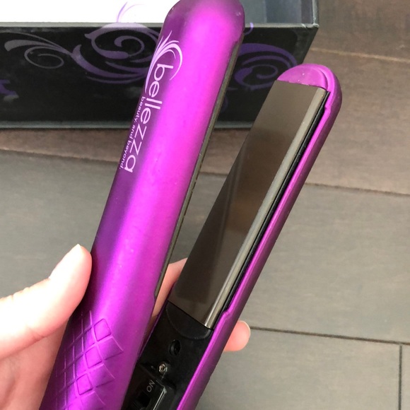 Bellezza Hair Straightener - Picture 6 of 9